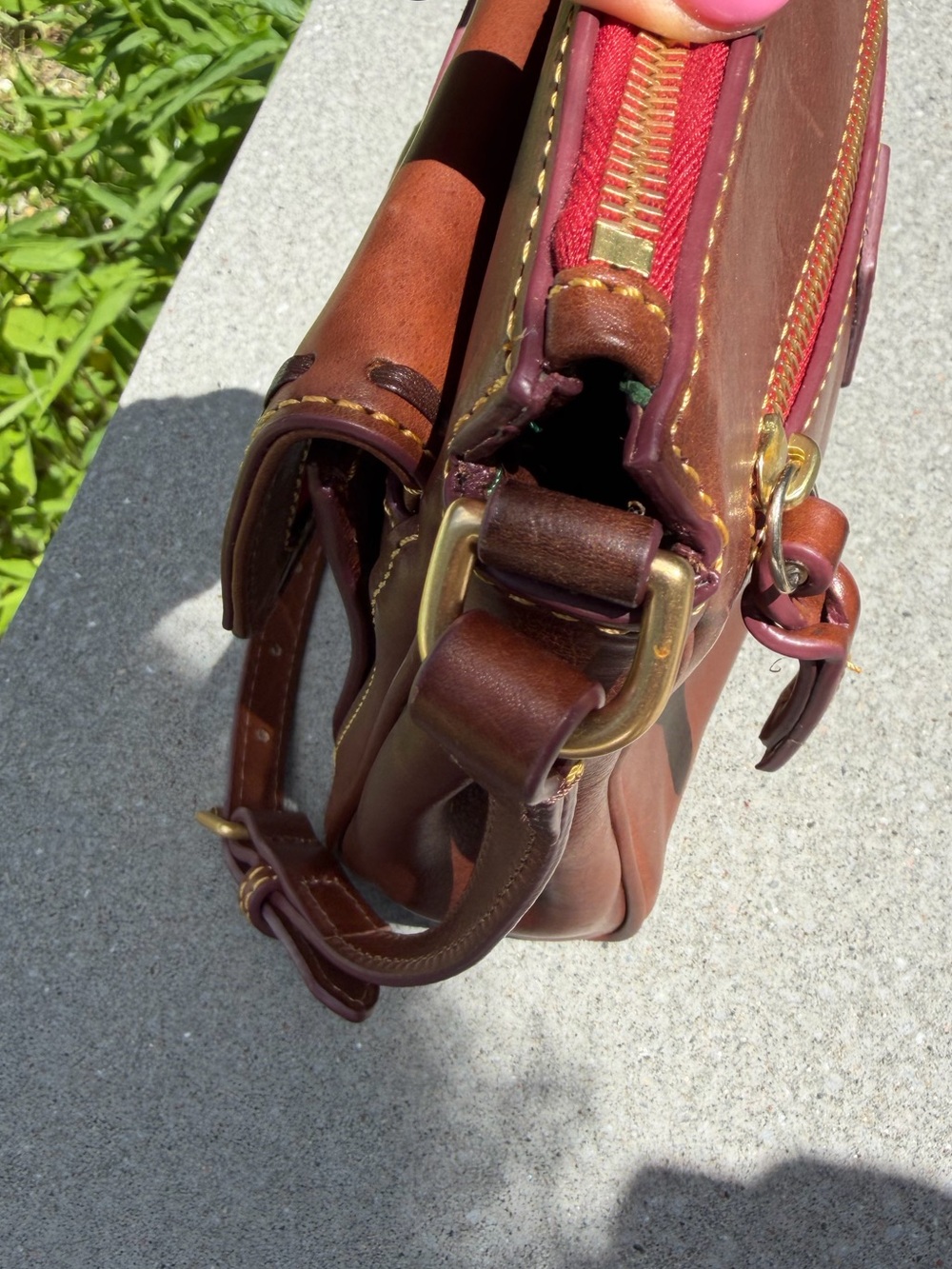 Dooney & Bourke Brown Florentine Leather shoulder bag - Picture 10 of 16